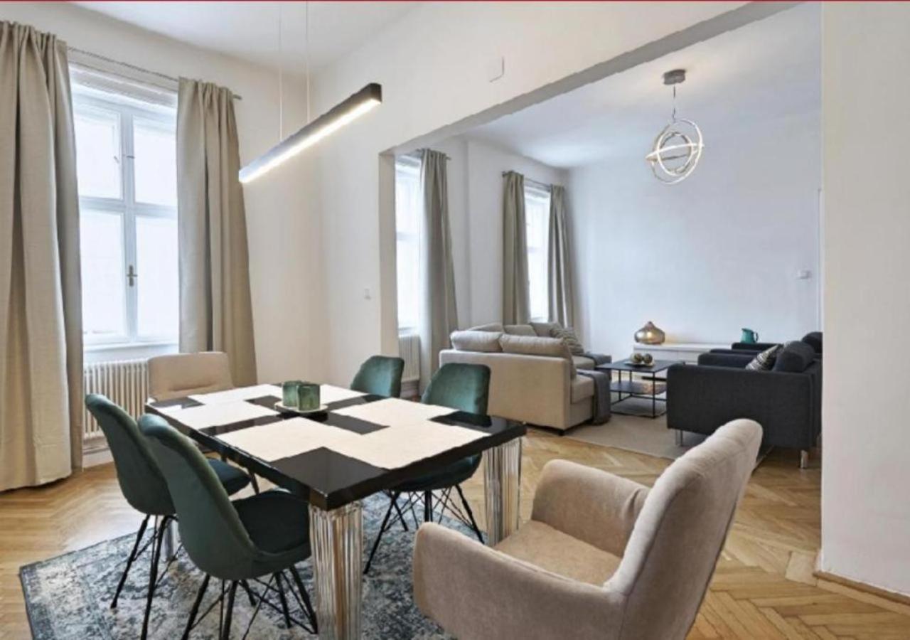 Luxurious, 2 Min To Casino And Roemertherme Apartment Baden Exterior photo